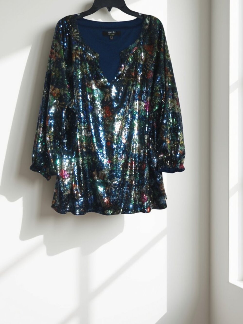 Nicole by Nicole Miller (Large) Embellished Tunic Top